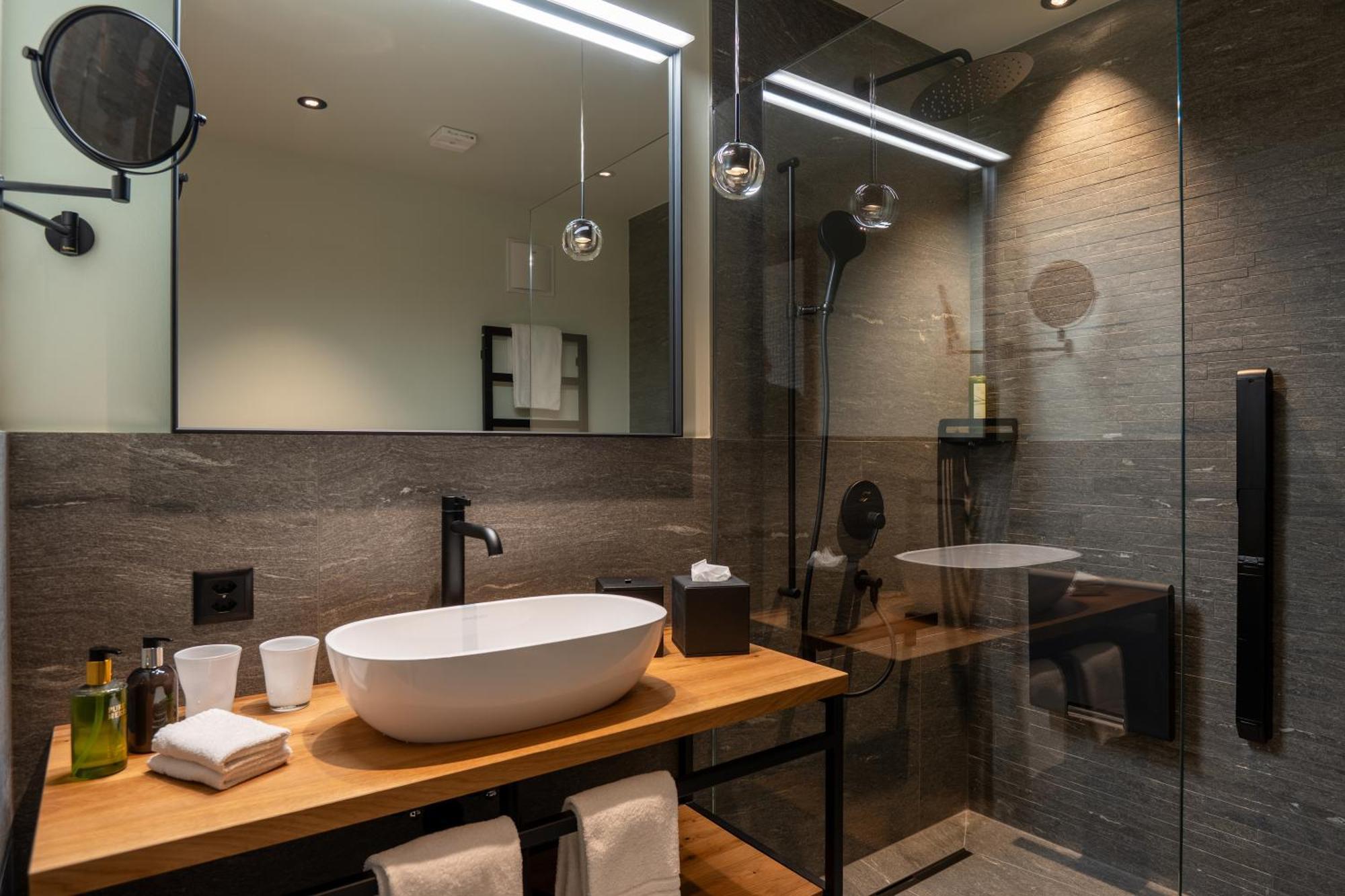 Welschen Hotel Zermatt Rum bild