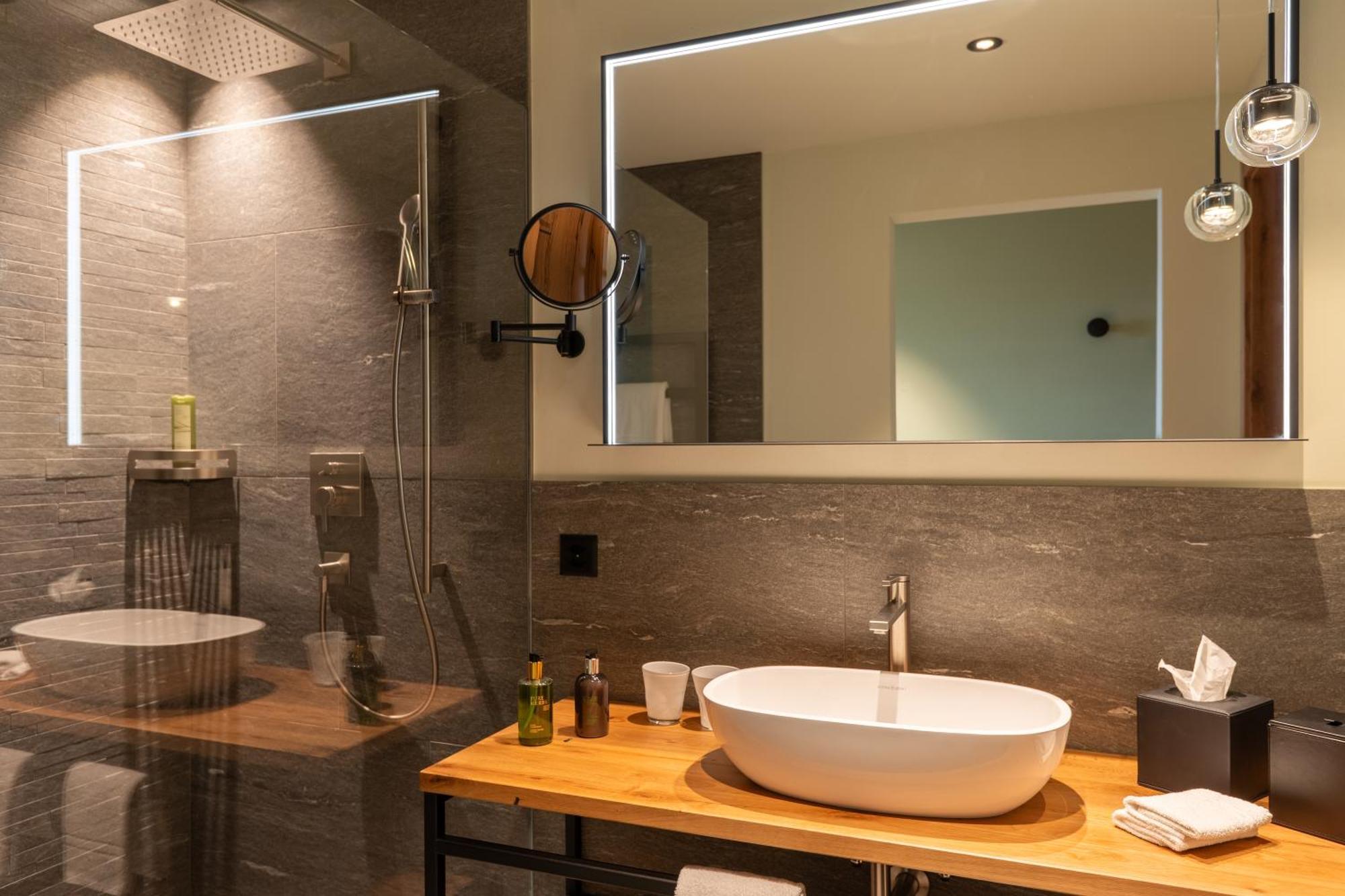 Welschen Hotel Zermatt Rum bild